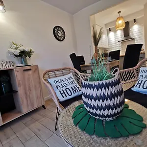 Port Welcome Apartment